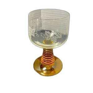 VTG Set of 2 Amber Beehive Gold Stem Wine Glasses Grape Vine Etched